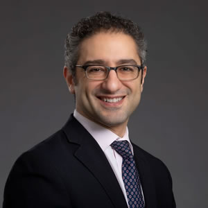 Dr. Amir Dorafshar