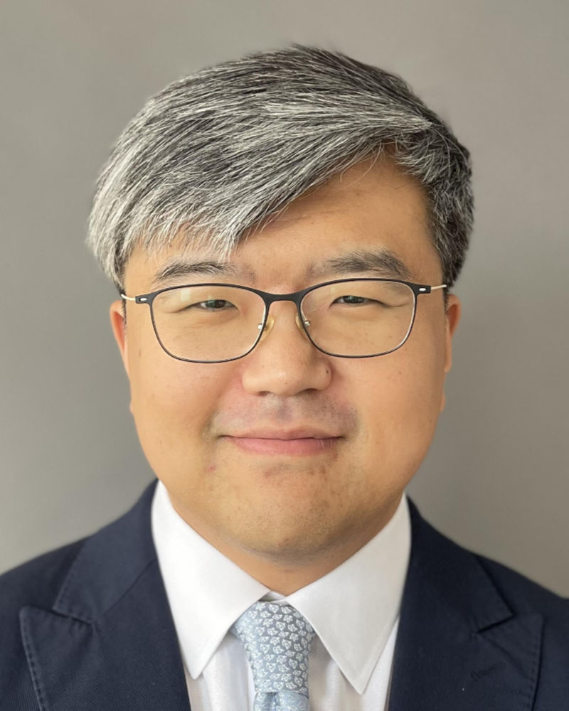 Dr. Lee Zhao: Advancing Excellence in Gender-Affirming Vaginoplasty